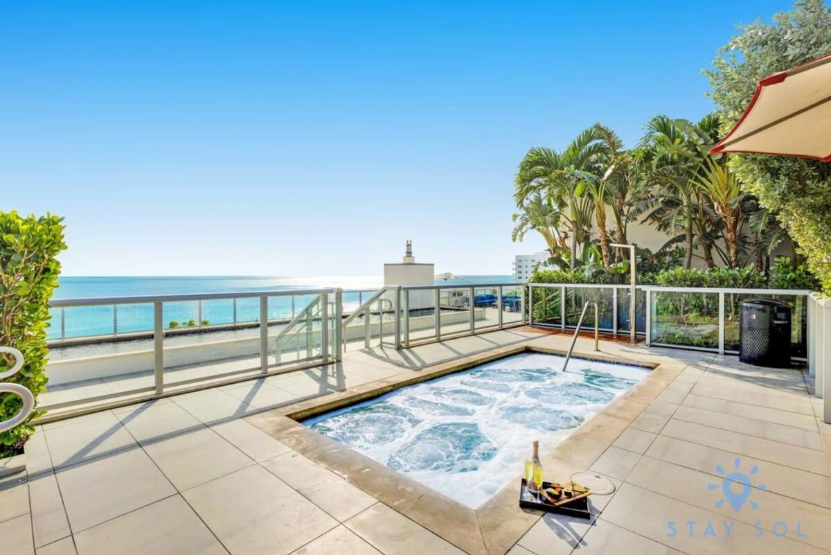 Costa - Worth Traveling - Rooftop Pool- Gym Appartement *