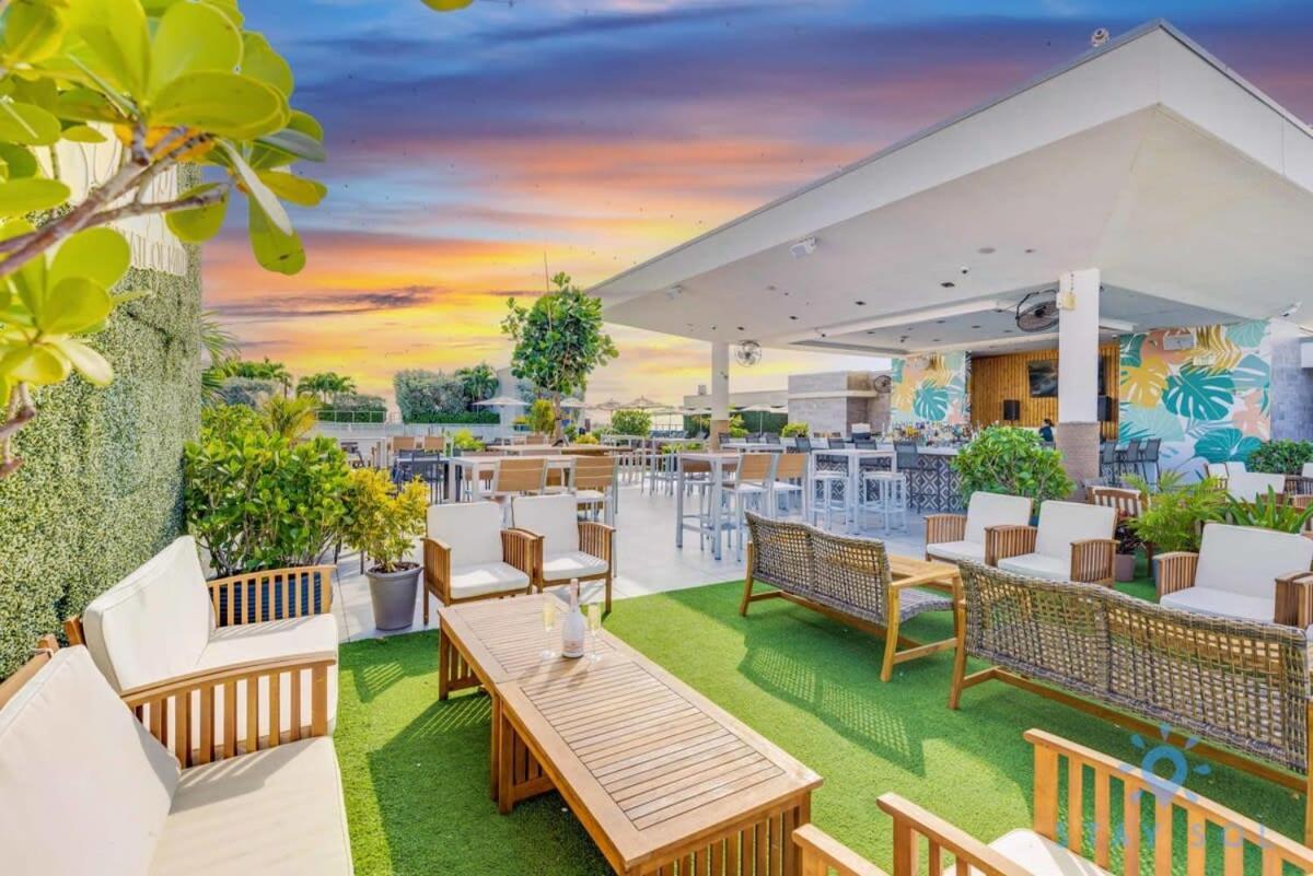 Apartment Costa - Worth Traveling - Rooftop Pool- Gym